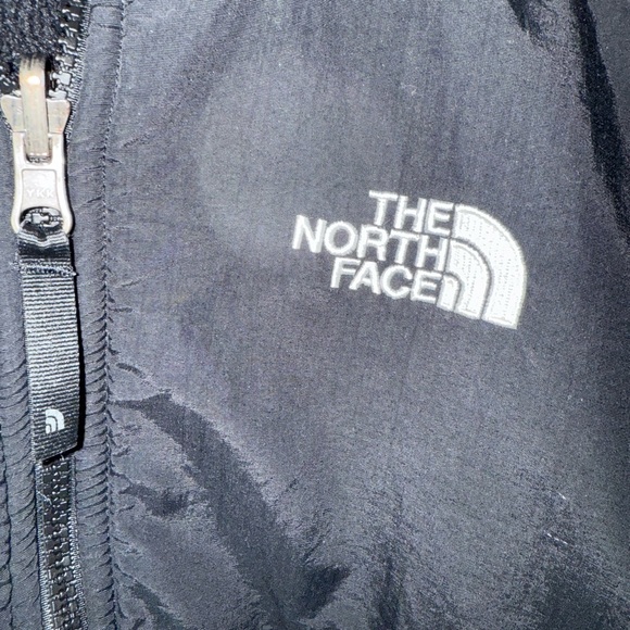 The North Face Classic Black Zip-Up Jacket - Picture 2 of 10